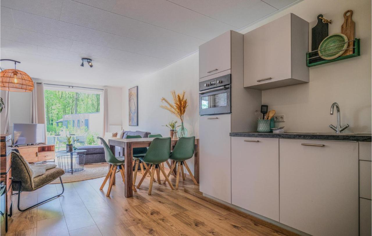 Nice Home In Heinkenszand With Sauna Exteriör bild